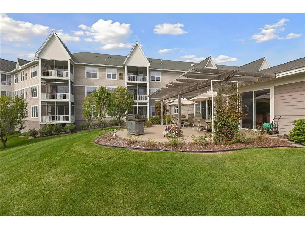 100 Clydesdale Trail, Medina, MN 55340