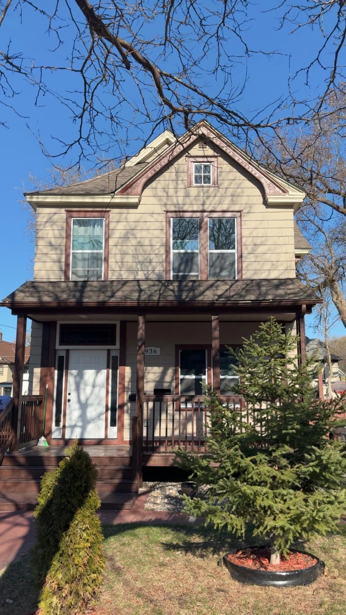 936 Desoto Street, Saint Paul, MN 55130