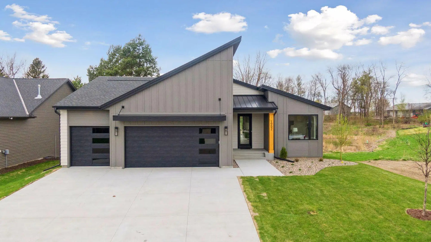 1952 Campfire Drive, Waconia, MN 55387