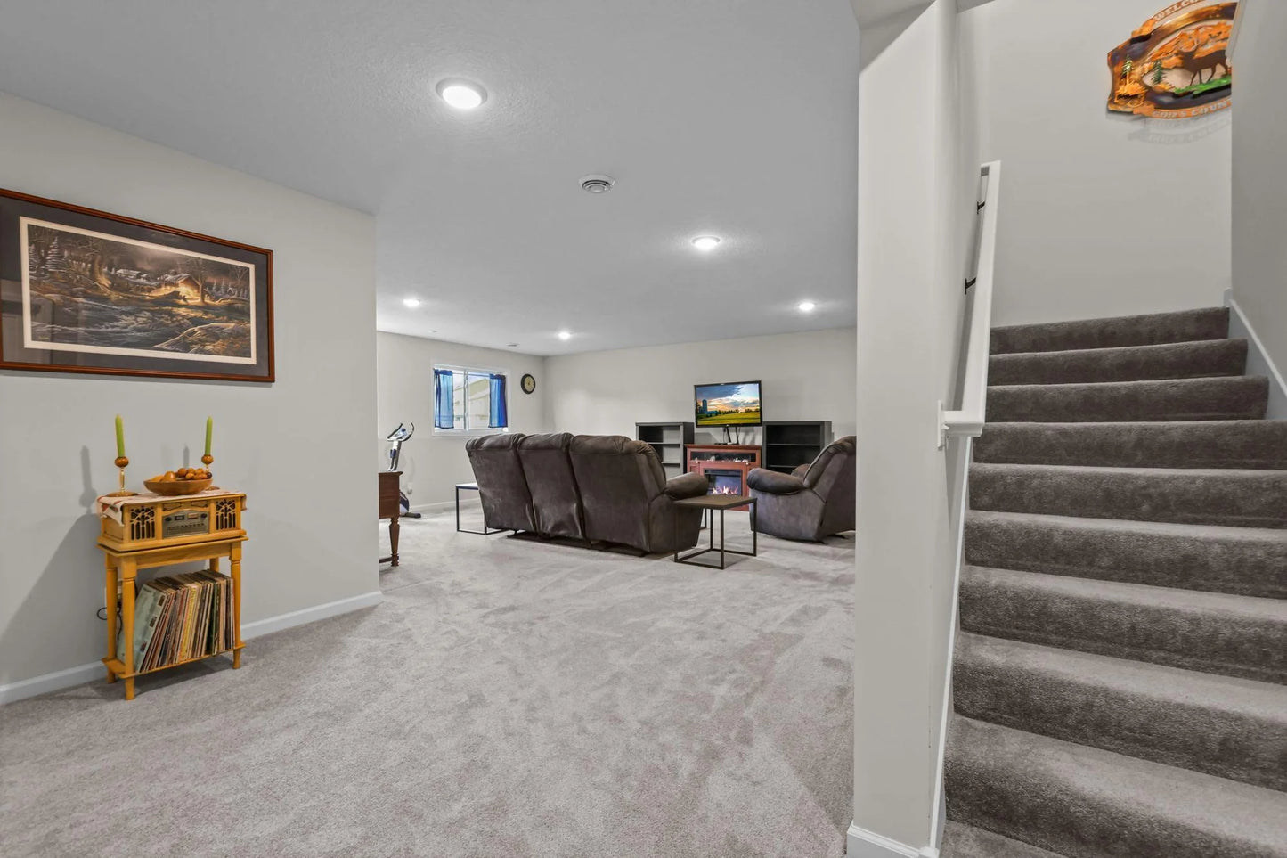 941 Whiskey Road, Isanti, MN 55040