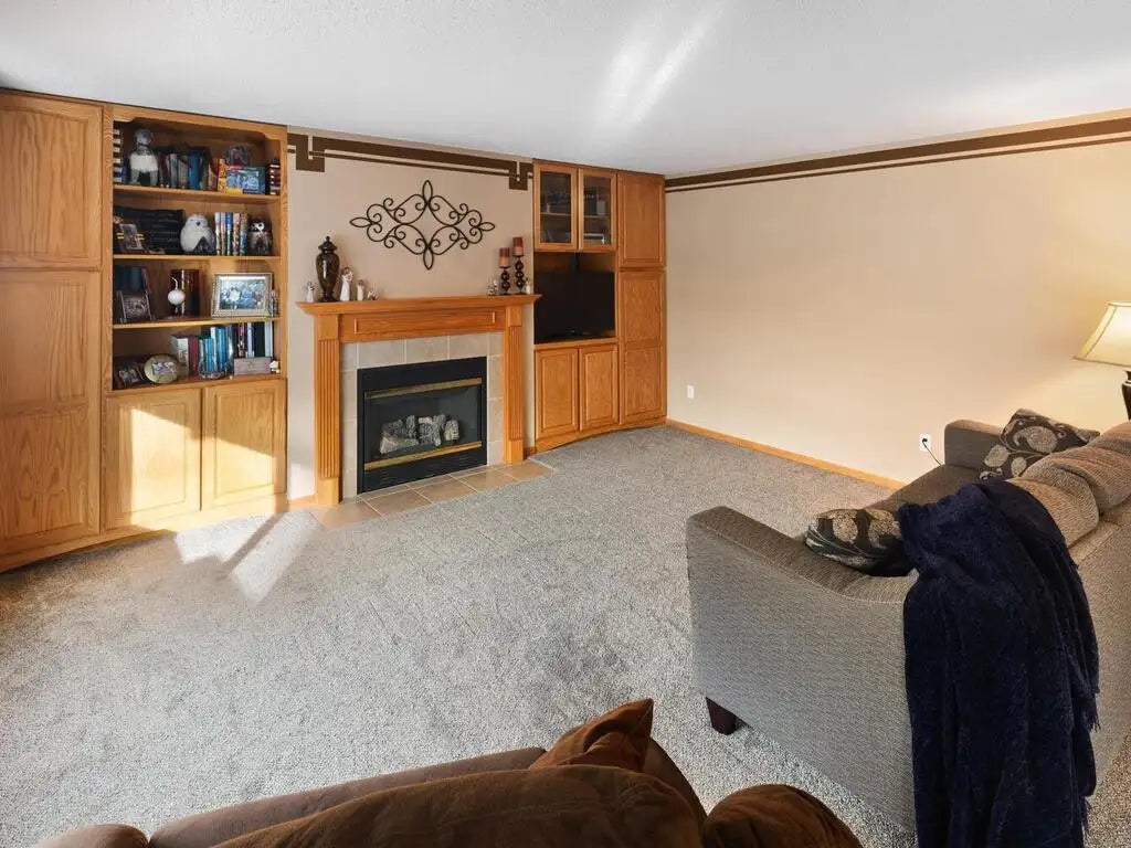 2052 Wilhelm Court, Shakopee, MN 55379