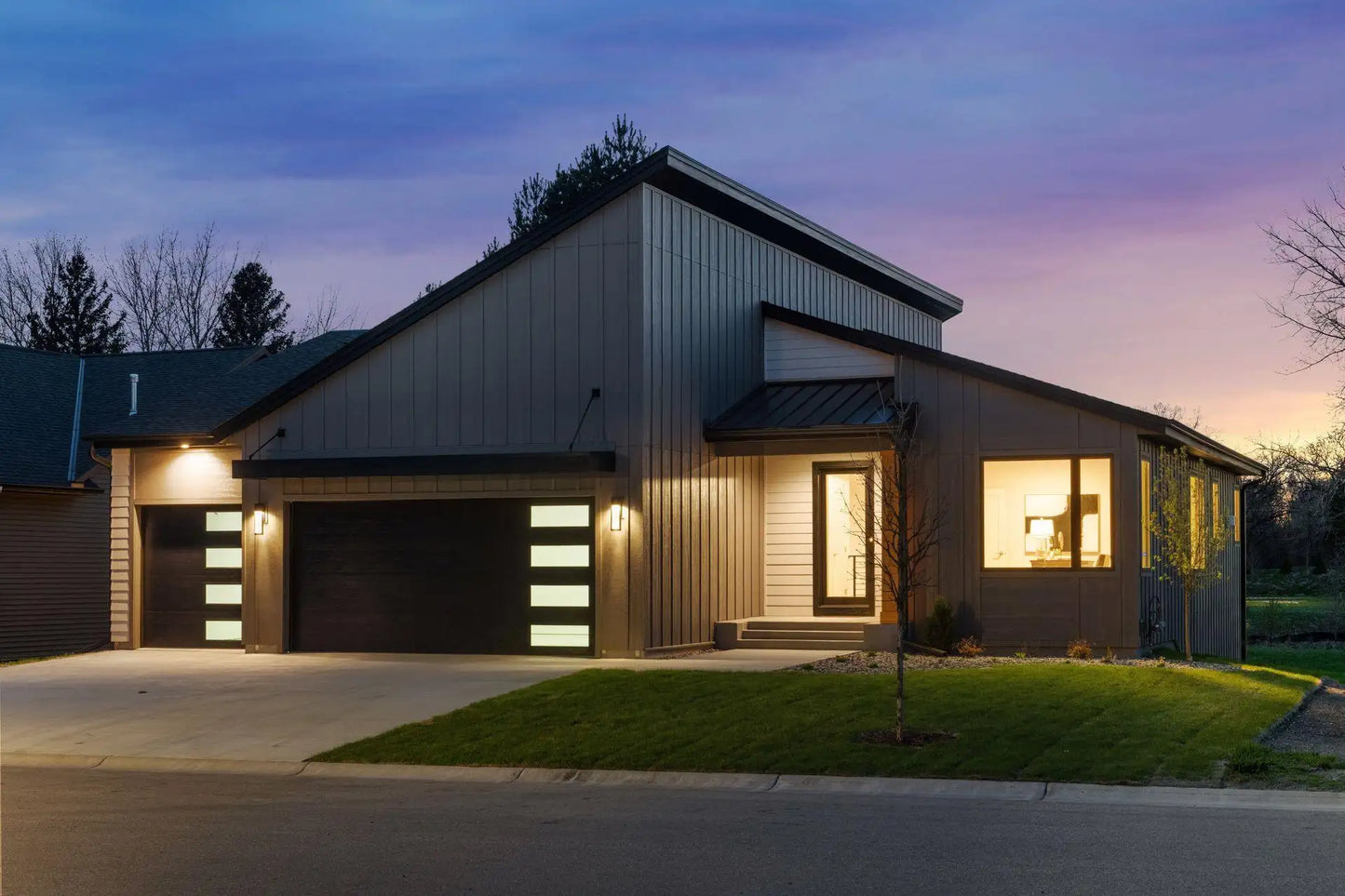 1952 Campfire Drive, Waconia, MN 55387