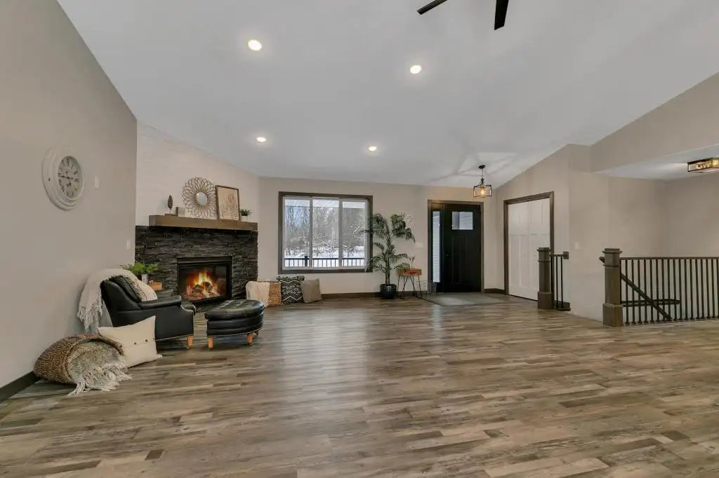 17872 Co Rd 87 , Big Lake, MN 55309
