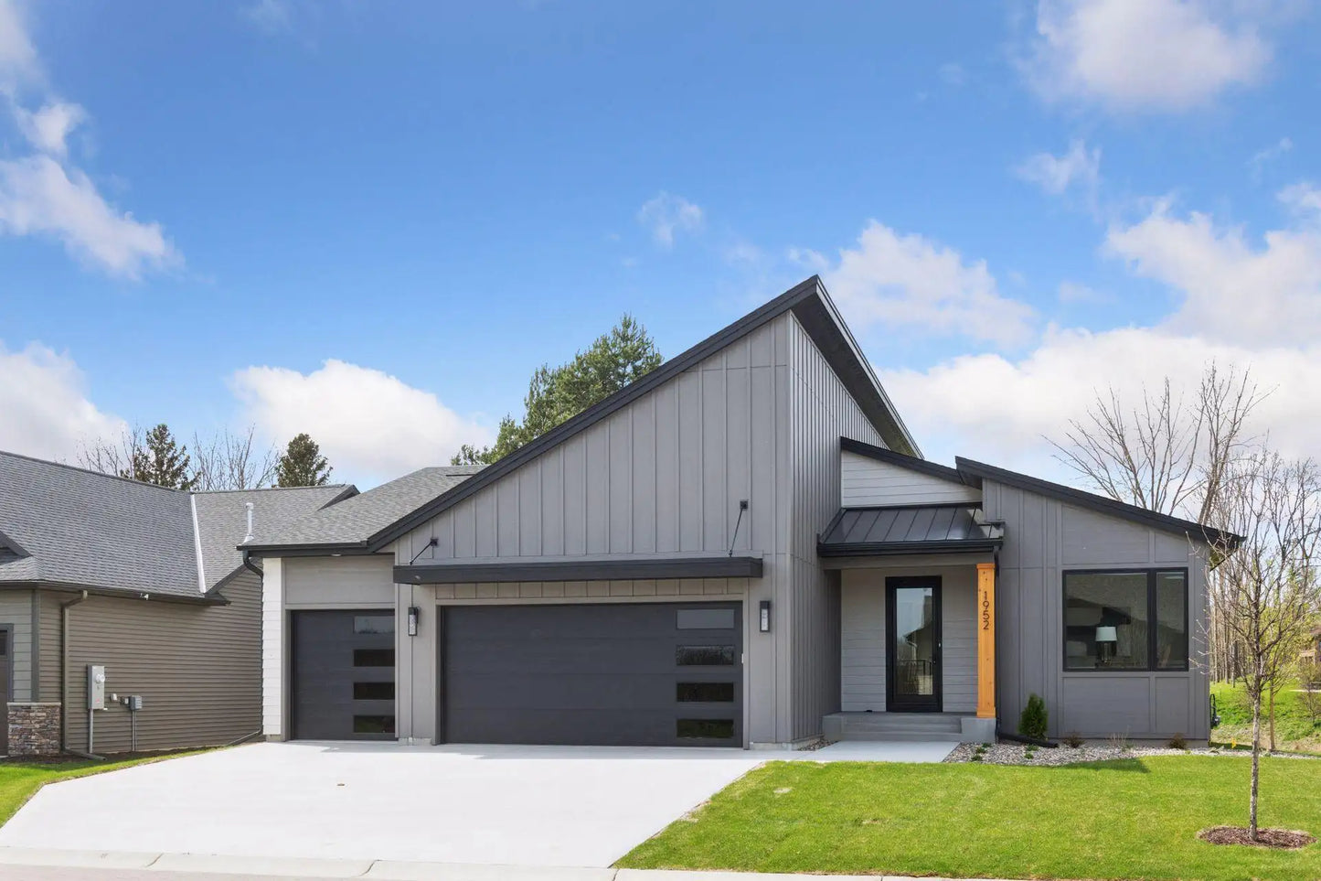 1952 Campfire Drive, Waconia, MN 55387