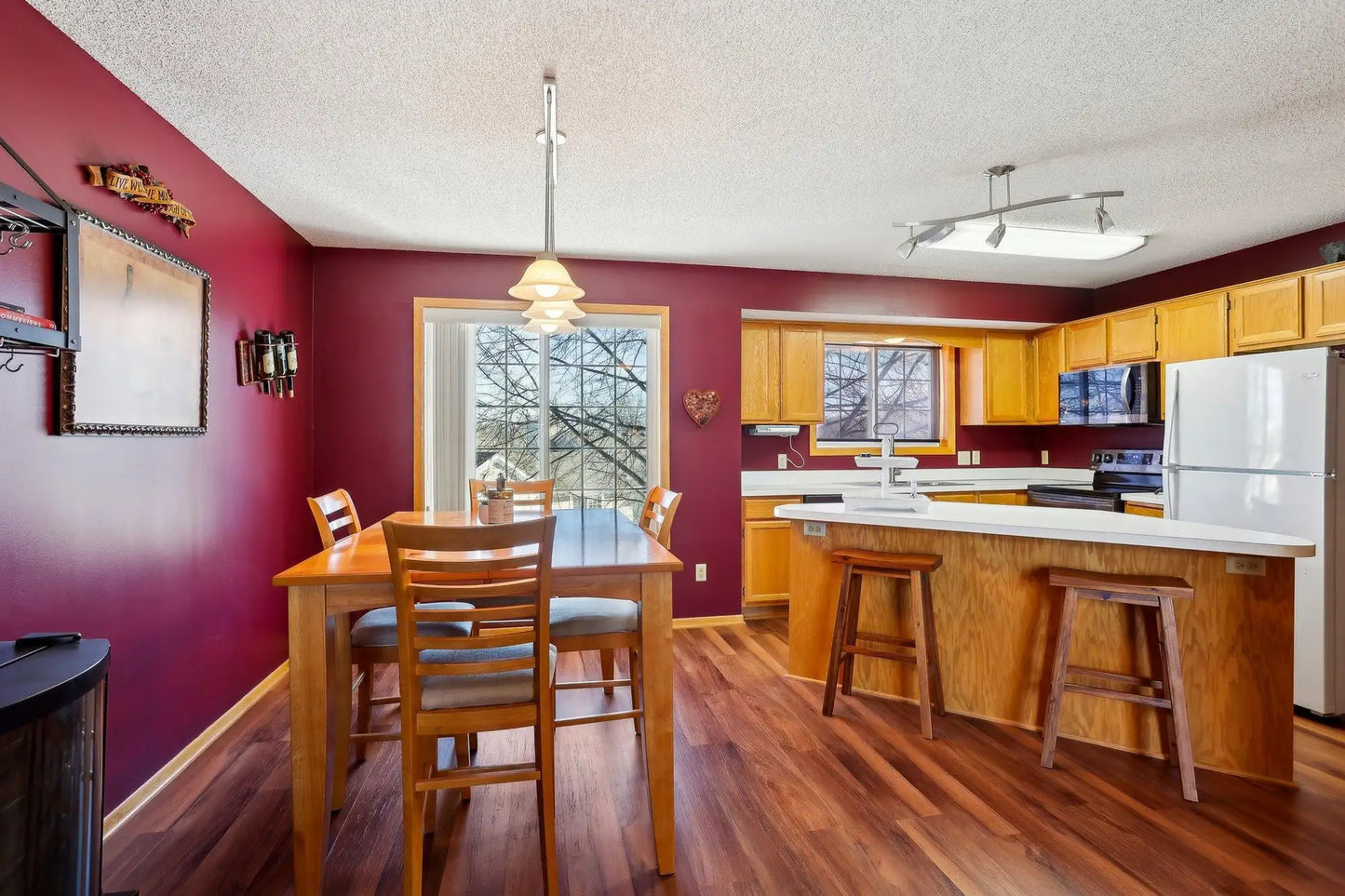 18338 Coneflower Lane, Eden Prairie, MN 55346