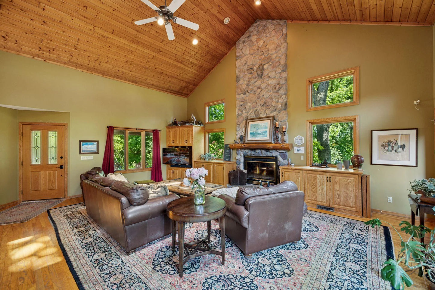940 Brown Road, Wayzata, MN 55391