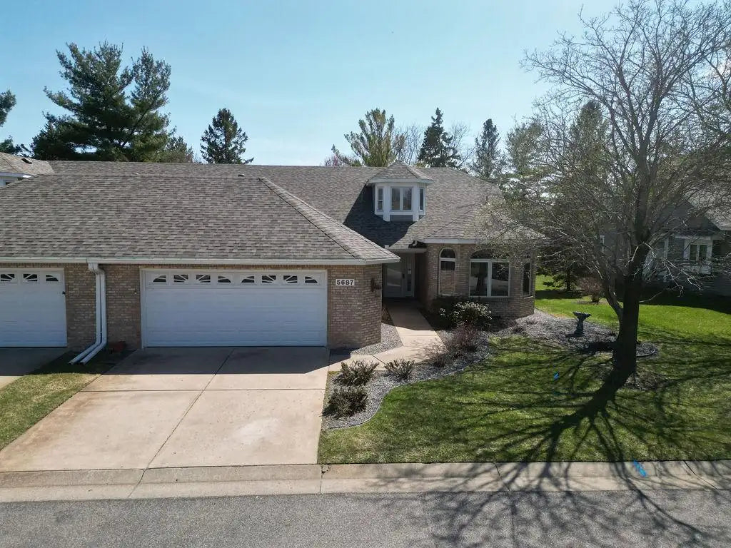5687 Dunlap Avenue, Shoreview, MN 55126