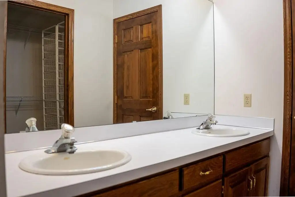 5687 Dunlap Avenue, Shoreview, MN 55126