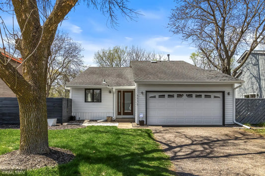 5535 Knoll Drive, Shoreview, MN 55126