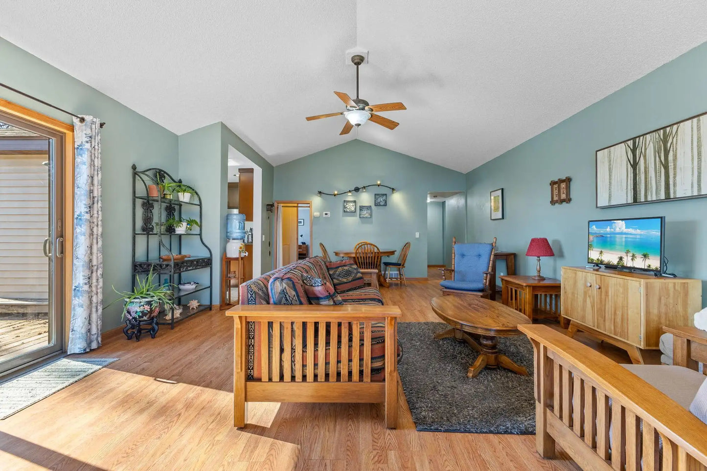6095 Delaney Way, Inver Grove Heights, MN 55076