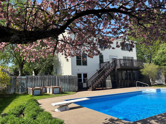 937 Briar Glen Lane, Woodbury, MN 55129
