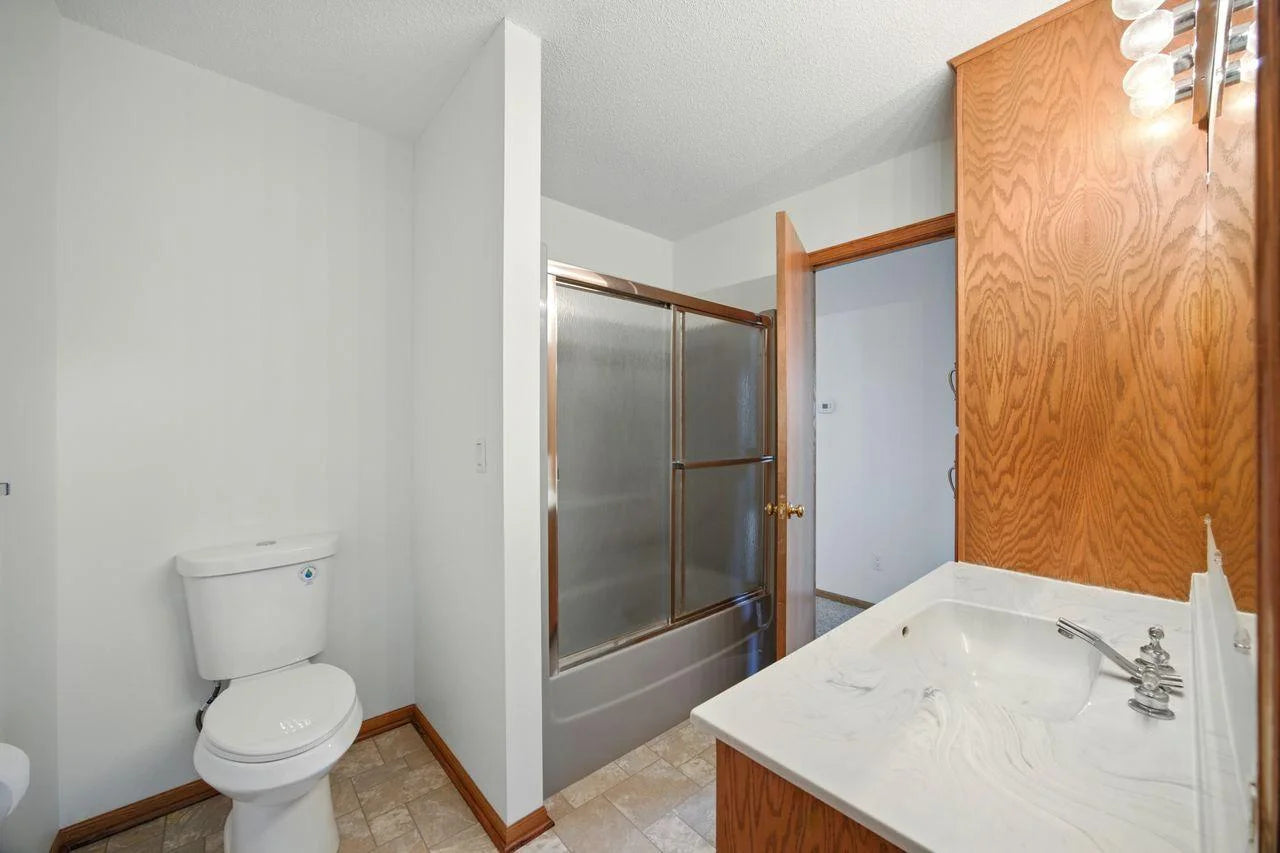5716 Blue Jay Court, Saint Cloud, MN 56303