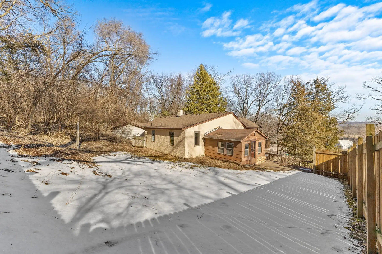 6095 Delaney Way, Inver Grove Heights, MN 55076