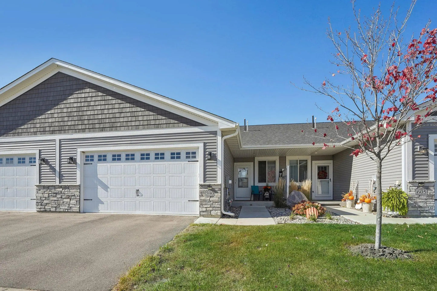 590 Marsh Path, Norwood Young America, MN 55397