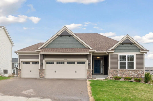 5743 Meridian Way, Prior Lake, MN 55372